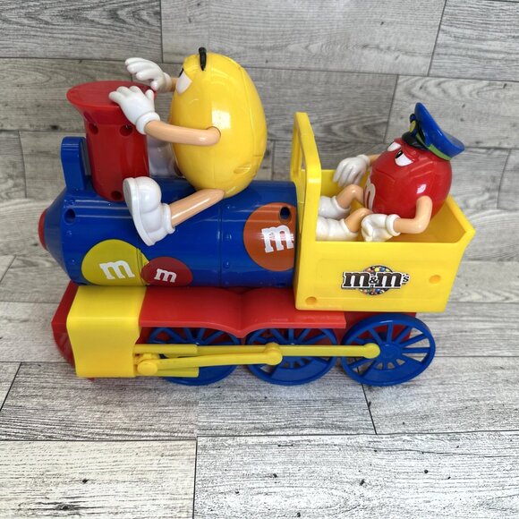 M&M Candies Train Engine Candy Dispenser w/Light & Sound - Picture 6 of 9